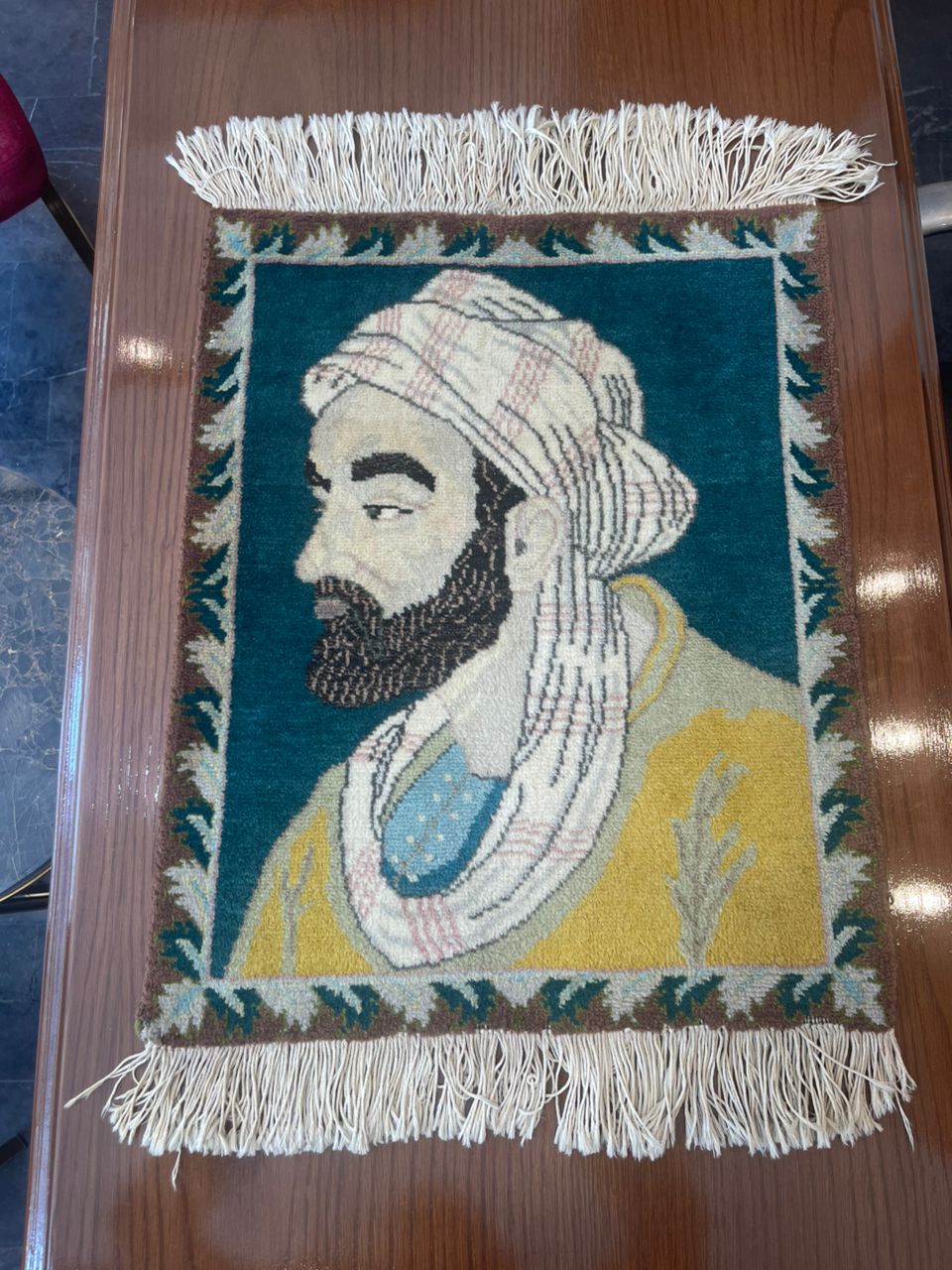تابلوفرش چهره سعدی شیرازی